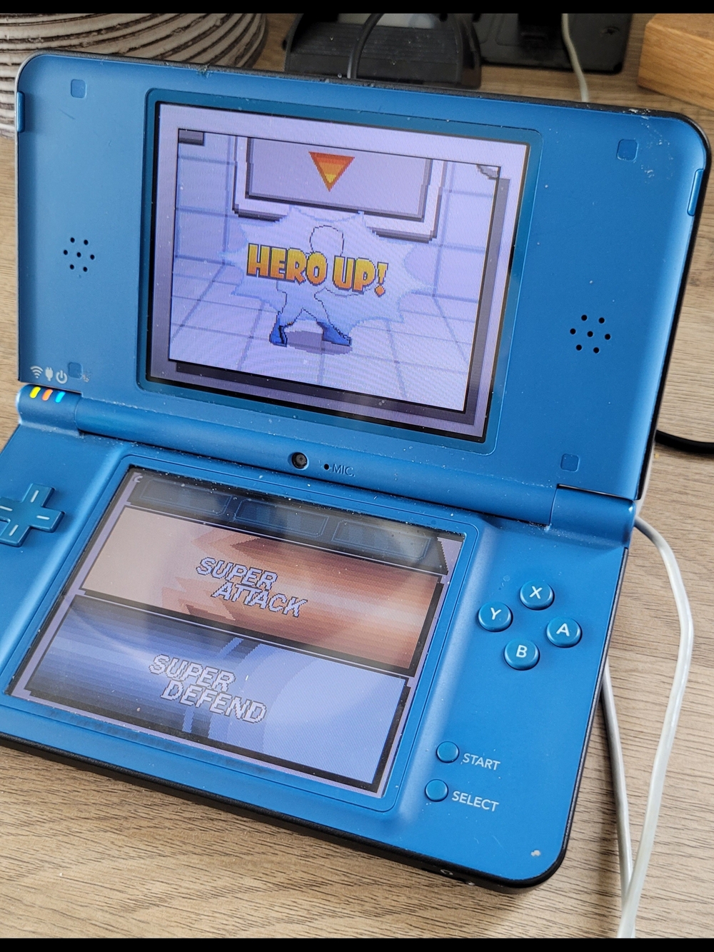 Nintendo DSi XL in Midnight Blue